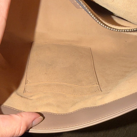 Gucci Large Marmont Bag - Blush Pink with Gold Hardware - Picture 6 of 9